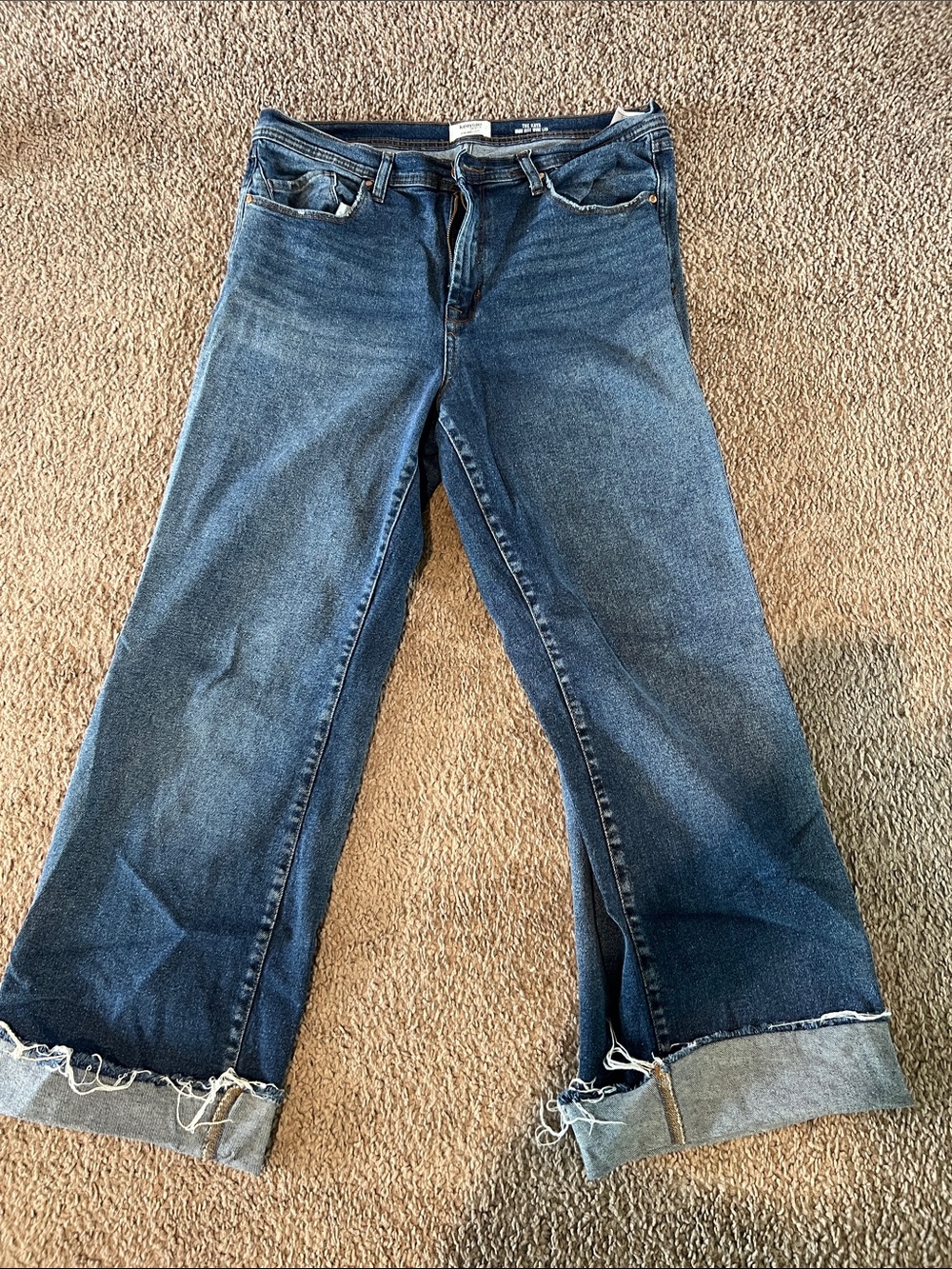 Kensie Dark Blue Wide-Leg Jeans with Cuffed Fray Hem